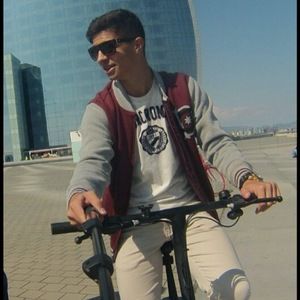 Meet your Posher, Vinicius